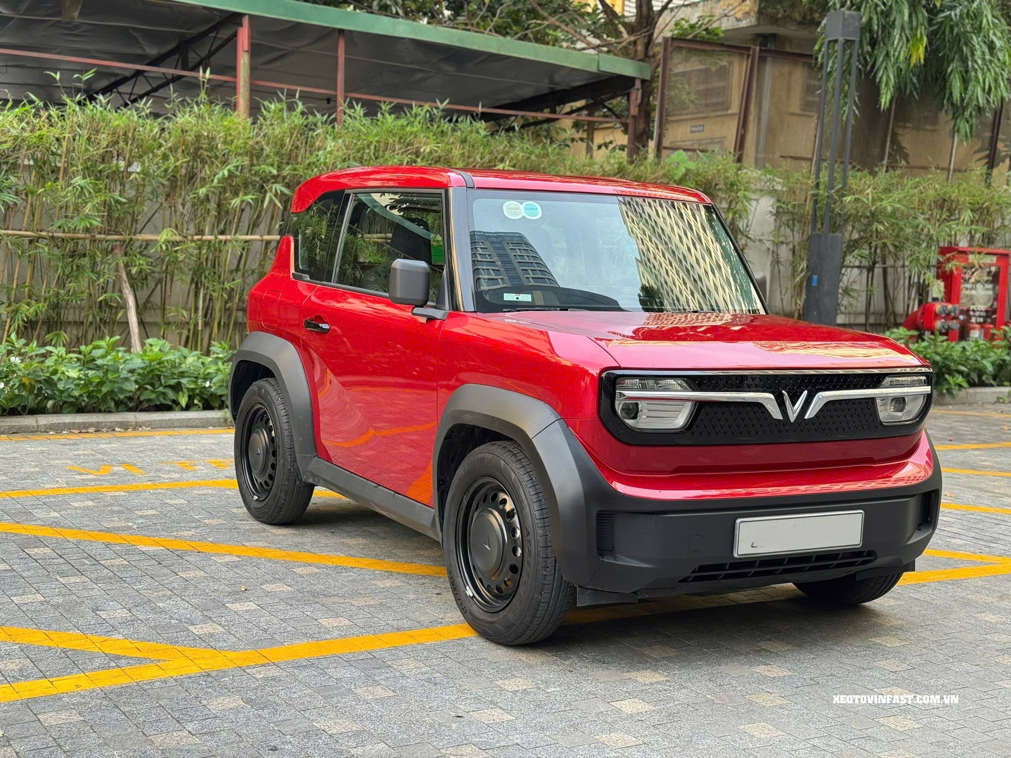 VinFast VF3 Màu Đỏ - 4