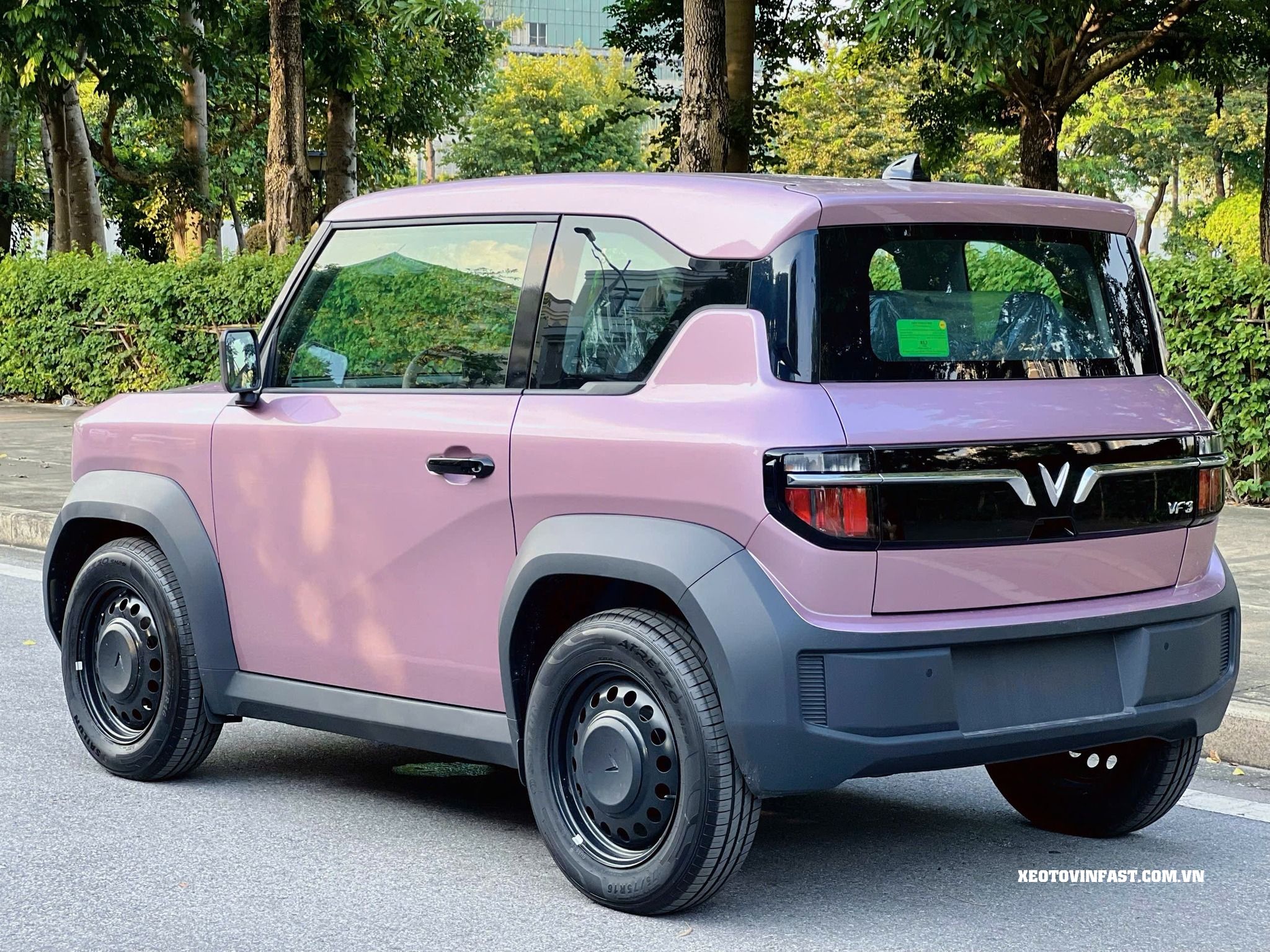 vinfast vf3 màu hồng tím - 3