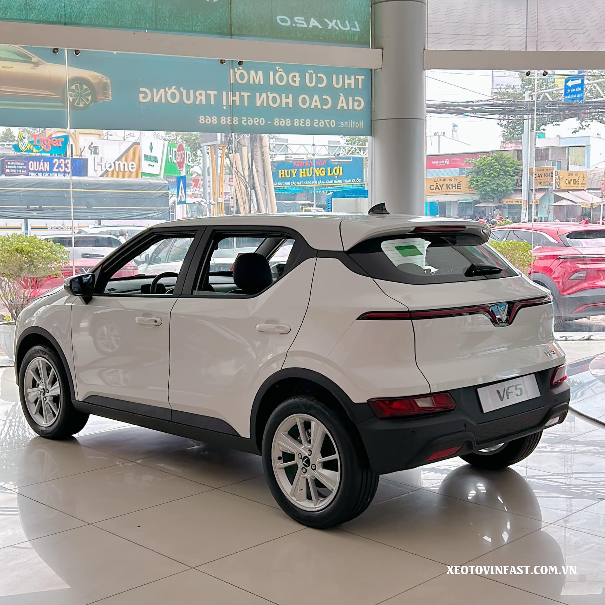 vinfast vf5 màu trắng - 4