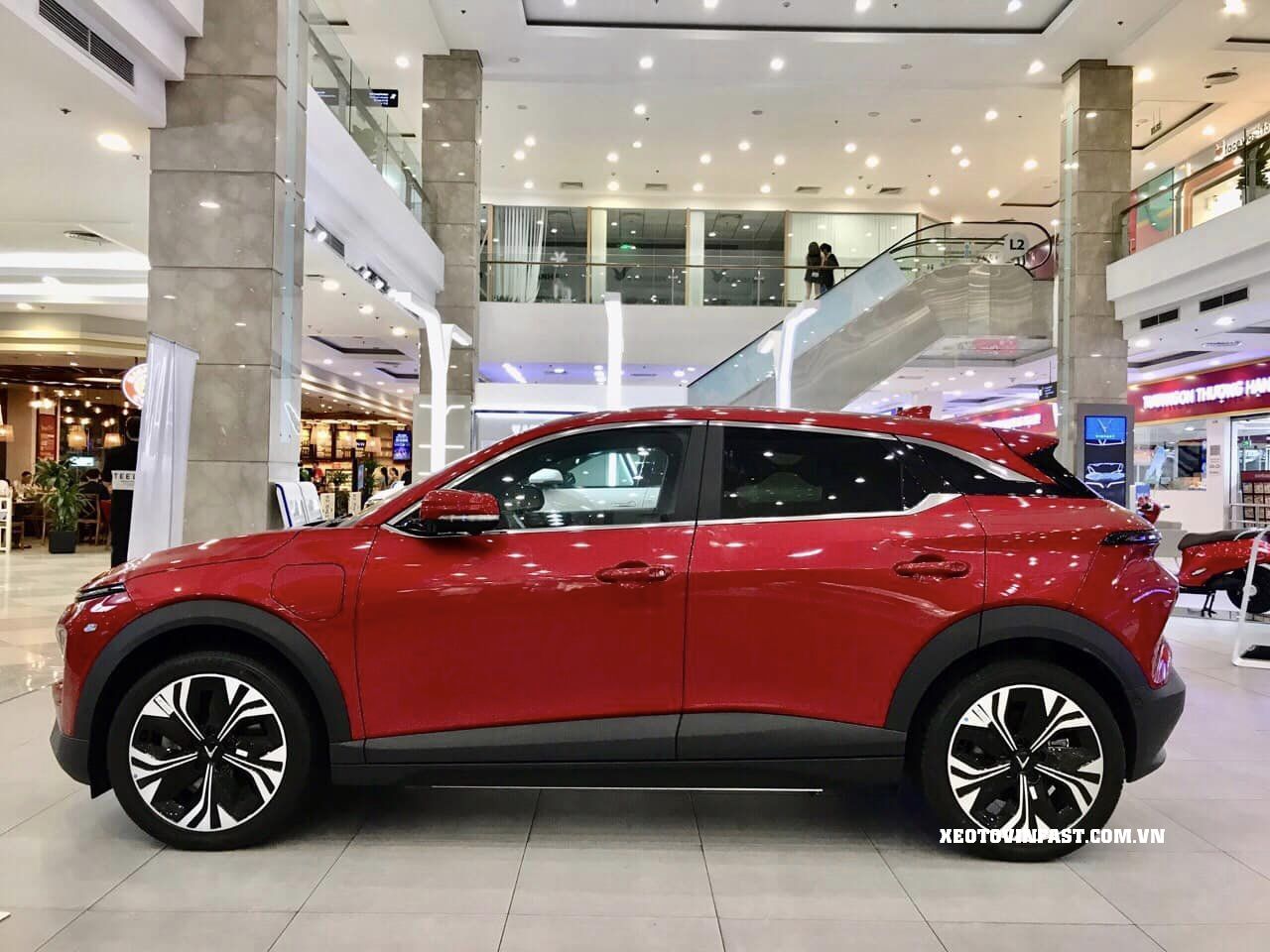 vinfast vf6 màu đỏ - 3