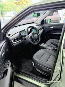 VinFast VF5 mau xanh la nhat 4