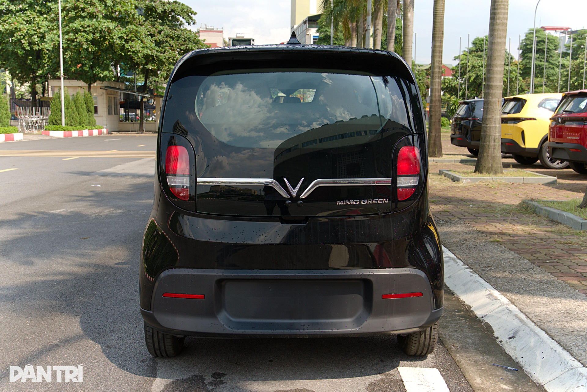 VinFast Minio Green - 2
