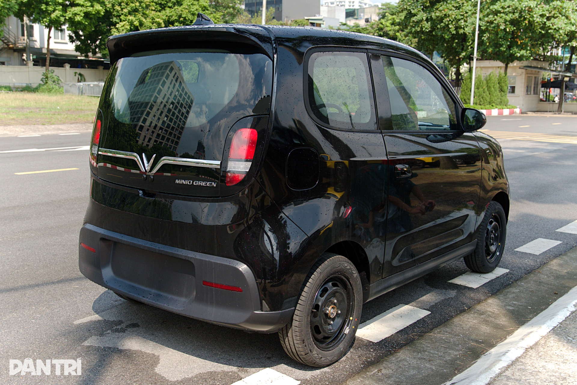 VinFast Minio Green - 6