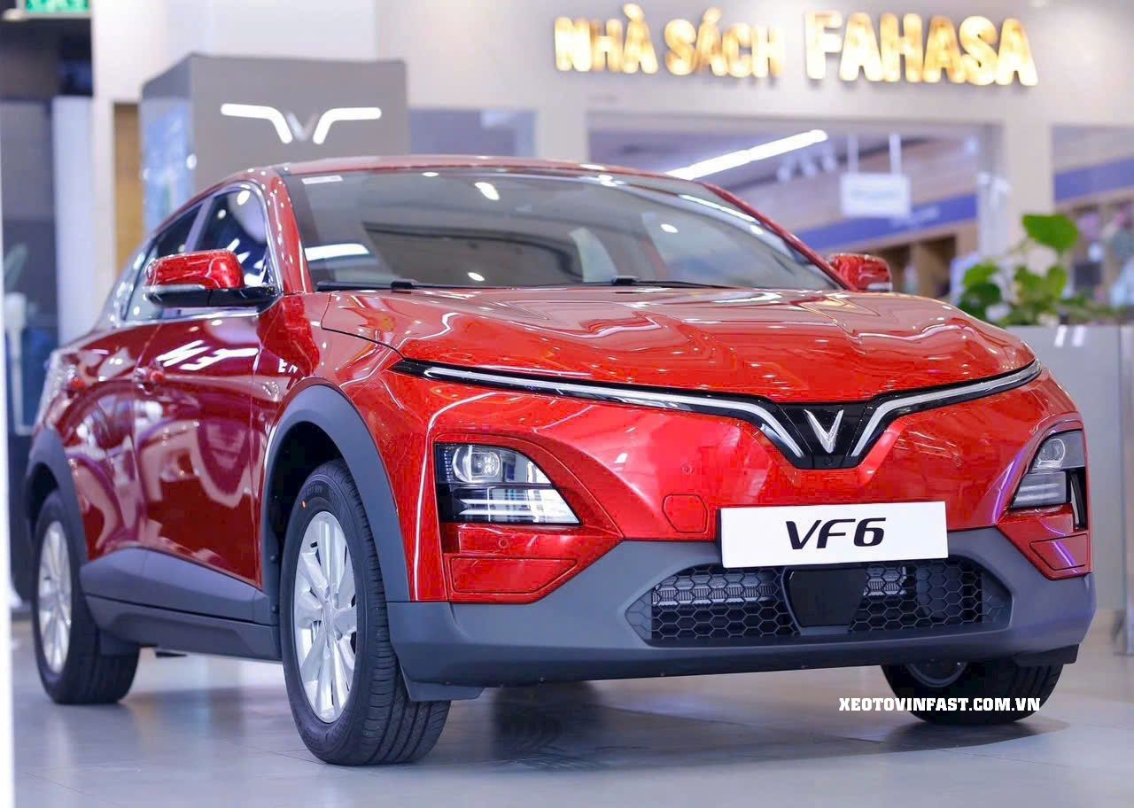 vinfast vf6 màu đỏ - 1