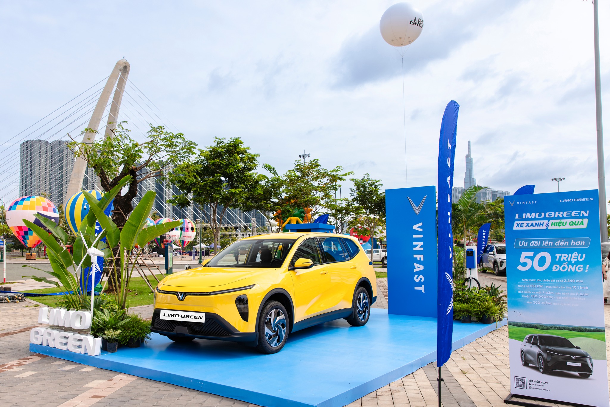 Mua xe VinFast Limo Green trả góp