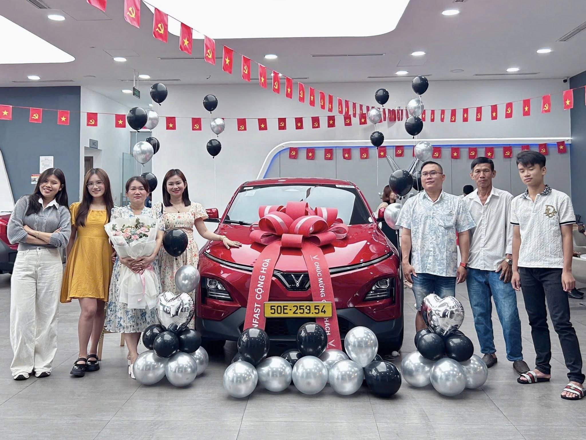 VinFast Miền Nam Cộng Hòa - 2