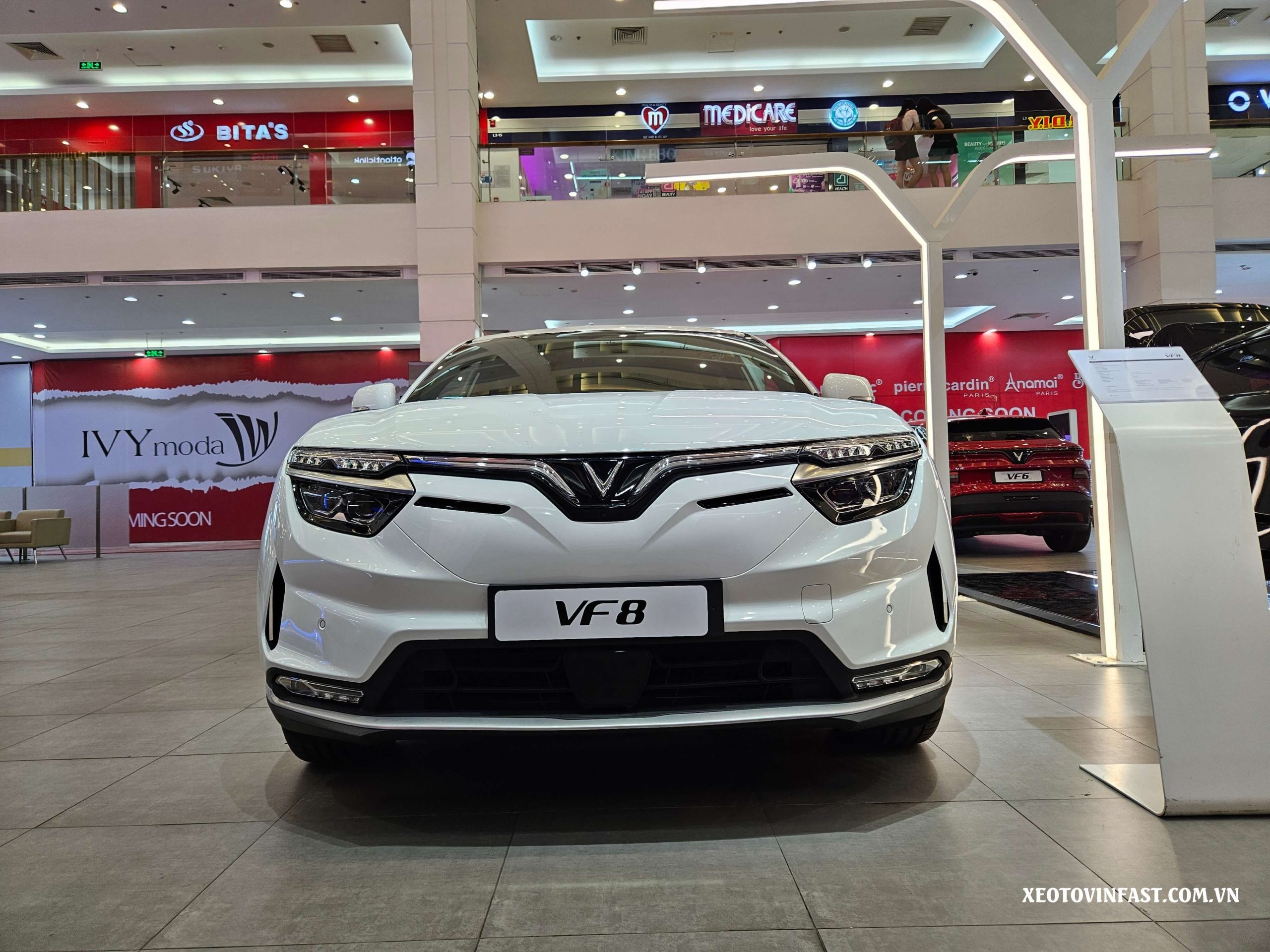 giá xe vinfast vf8
